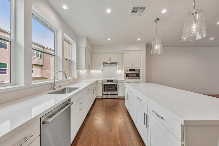 8502 Madrone Avenue, AL, 33905-4