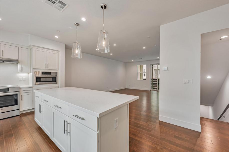 8502 Madrone Avenue, AL, 33905-12