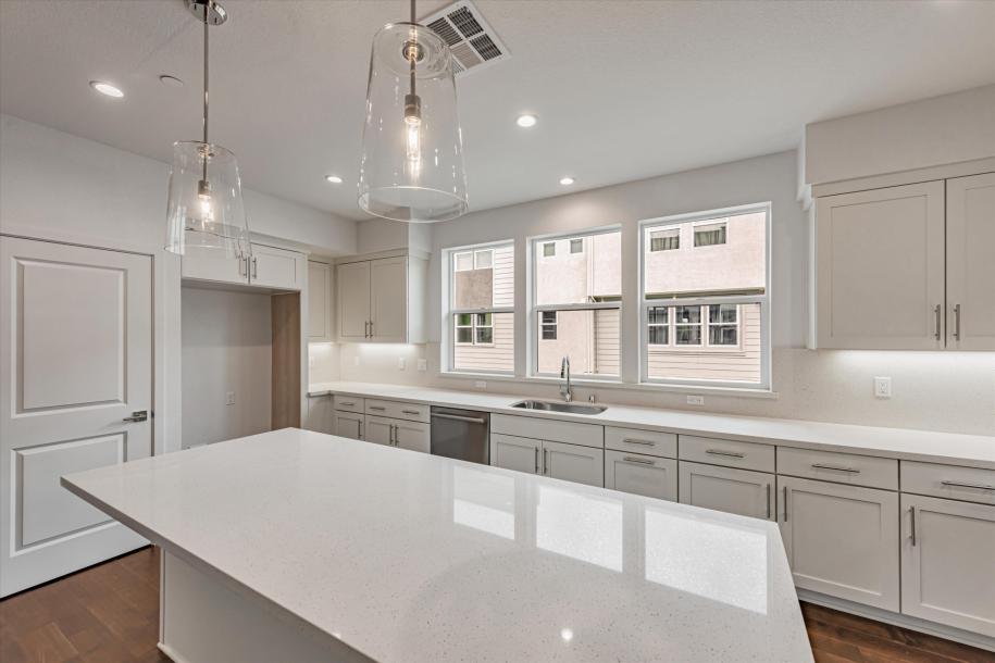 8502 Madrone Avenue, AL, 33905-5